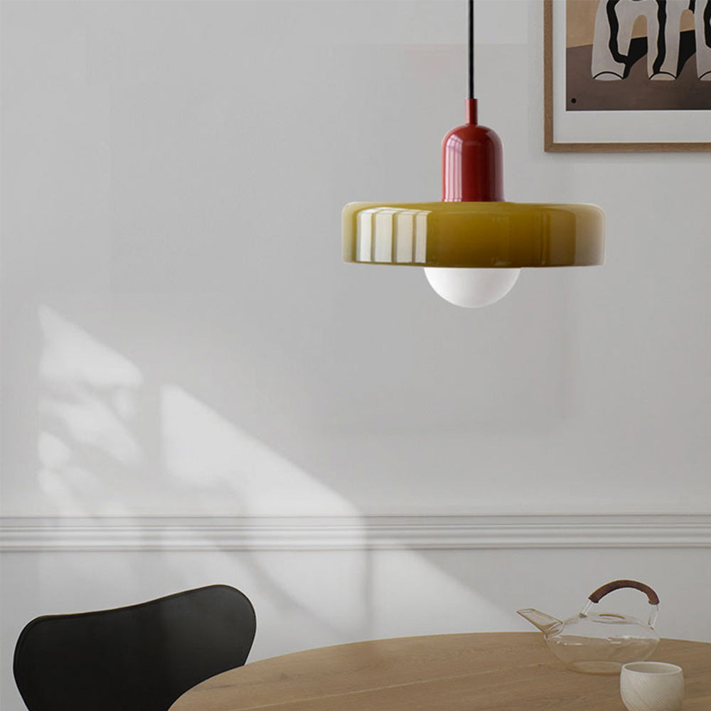 Kleurrijke Bauhaus Hanglamp Met Tijdloos Glasontwerp