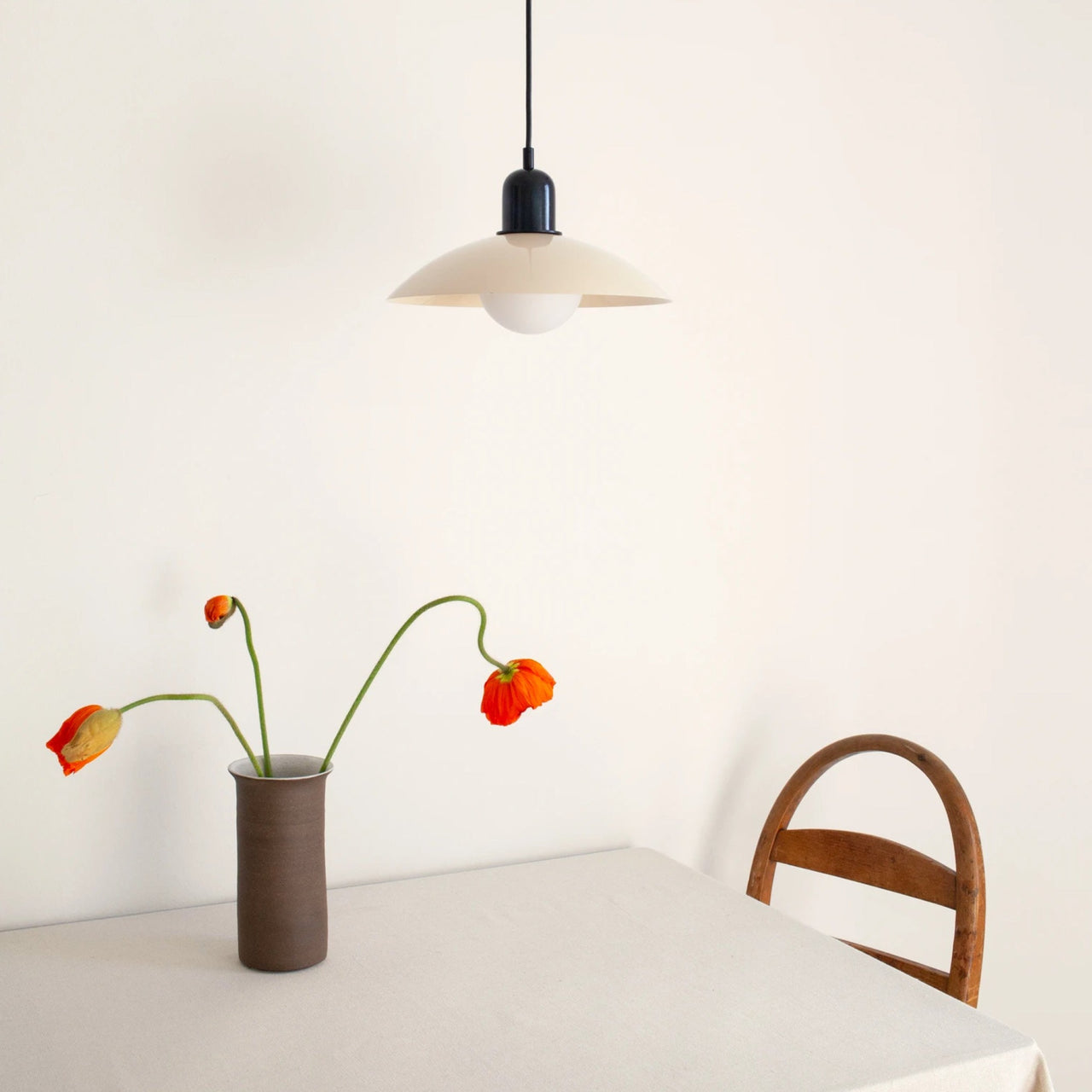 Bauhaus Macaron Hanglamp van Gekleurd Glas | Modern Design voor Keuken & Eetkamer