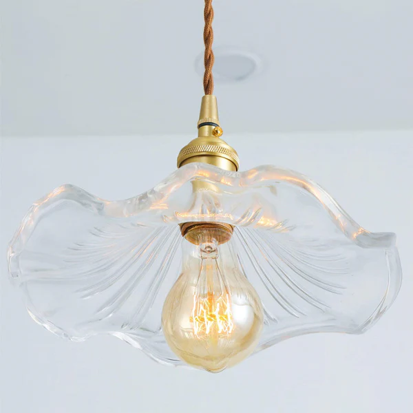 Stijlvolle Hanglamp In Hibiscusbloem Design – Glas & Messing – E27 Fitting