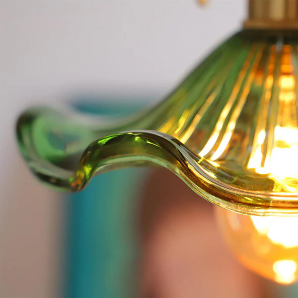 Stijlvolle Hanglamp In Hibiscusbloem Design – Glas & Messing – E27 Fitting