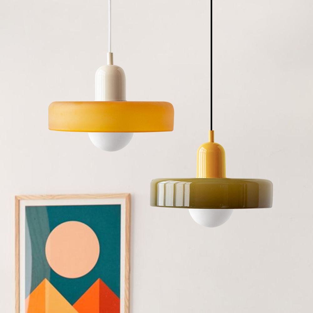 Kleurrijke Bauhaus Hanglamp Met Tijdloos Glasontwerp