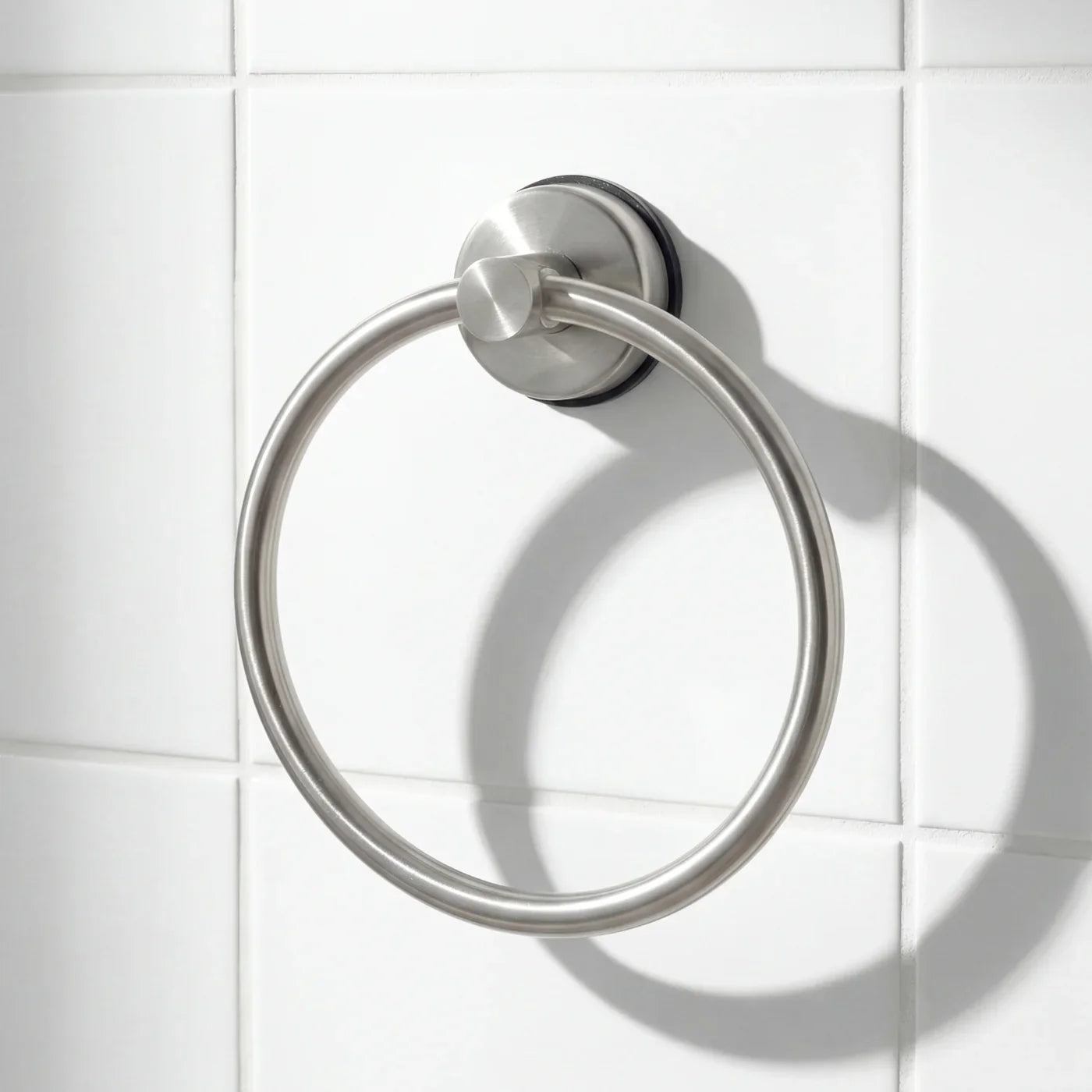Stijlvolle Handdoekhouder Voor Een Opgeruimde & Moderne Badkamer