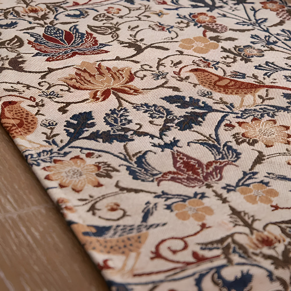 Vintage Bloemen & Vogel Jacquard Tafelloper | Elegant Met Kwastjes