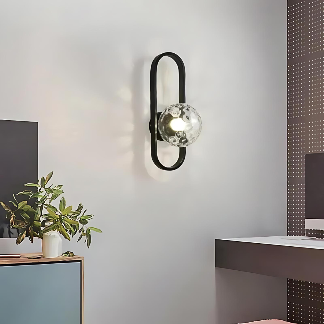 Minimalistische Wandlamp met LED Verlichting voor een Elegante Sfeer