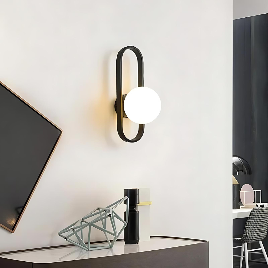 Minimalistische Wandlamp met LED Verlichting voor een Elegante Sfeer