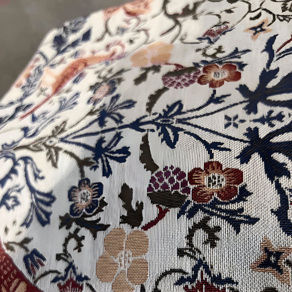 Vintage Bloemen & Vogel Jacquard Tafelloper | Elegant Met Kwastjes