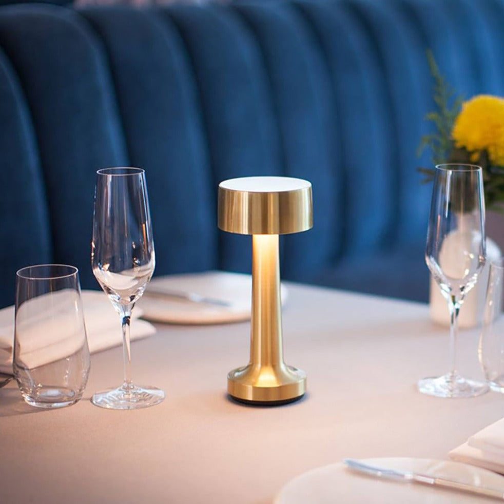 Dimbare LED Tafellamp Voor Restaurant, Bar & Thuisgebruik – Oplaadbaar & Stijlvol Design