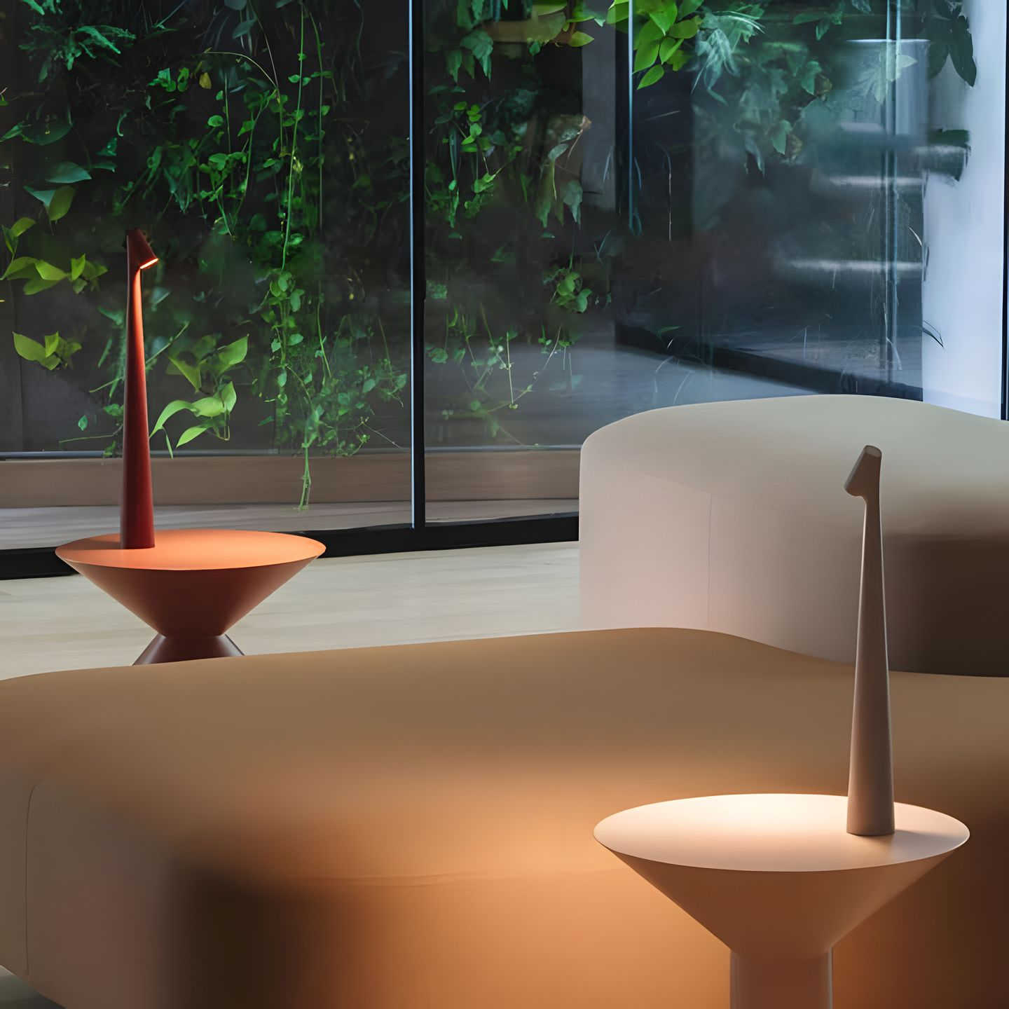 SlimLuxe - Cordless Table Lamp with Adjustable Brightness
