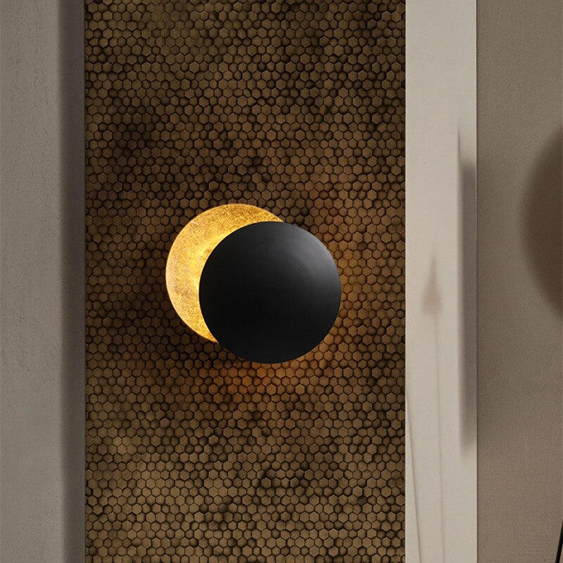 Eclipsera - Zonne-Eclips Wandlamp - Elegant en Sfeervol Design