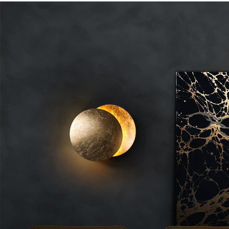 Eclipsera - Zonne-Eclips Wandlamp - Elegant en Sfeervol Design