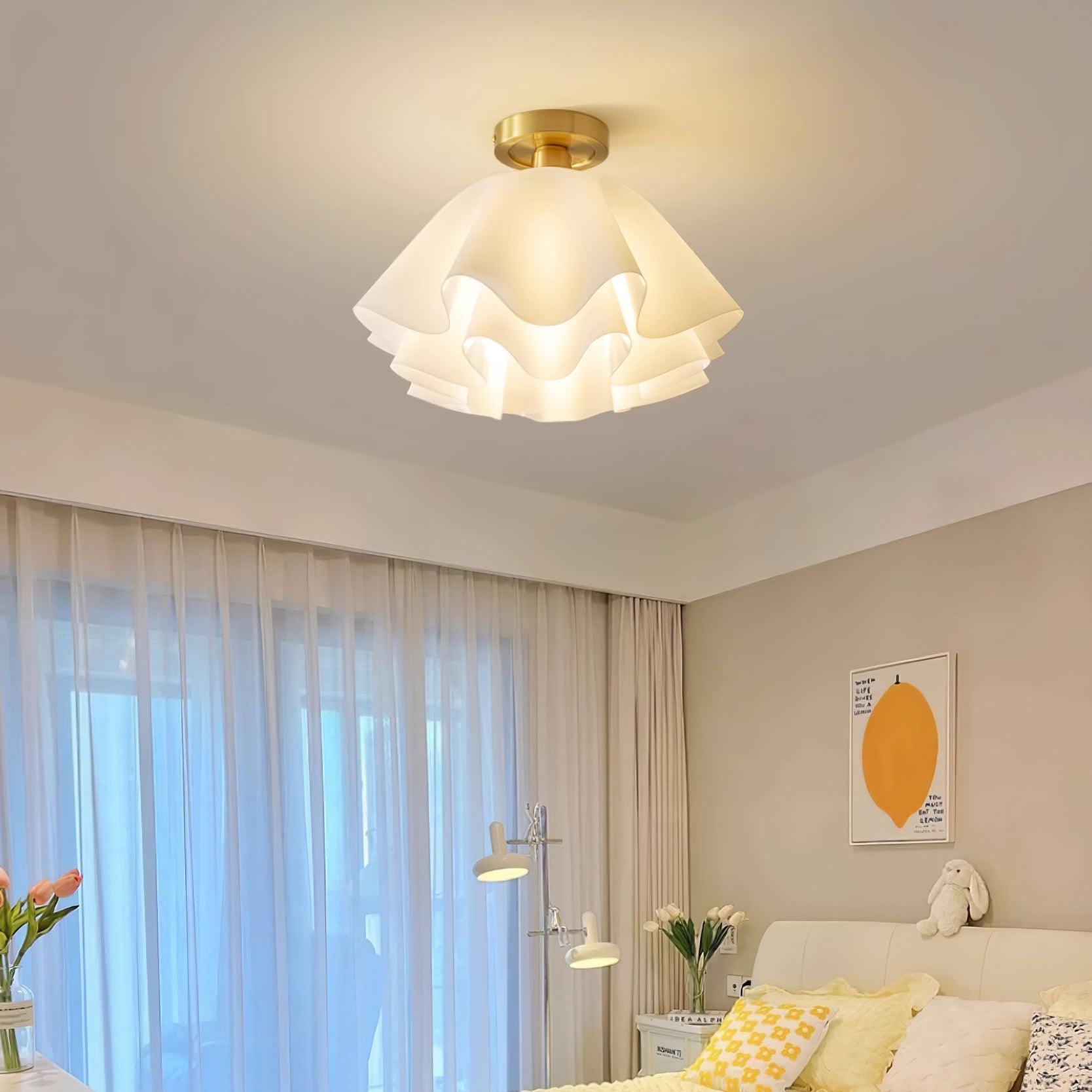 Moderne Plafondlamp van Koper met Gevouwen Design en LED Verlichting