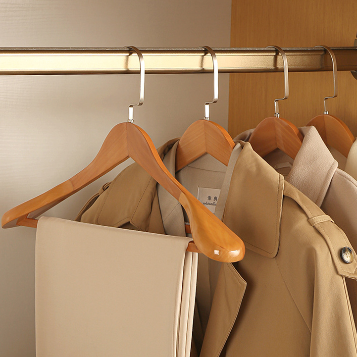 Luxe Houten Kledinghangers Met Elegant Design Voor Een Stijlvolle Garderobe