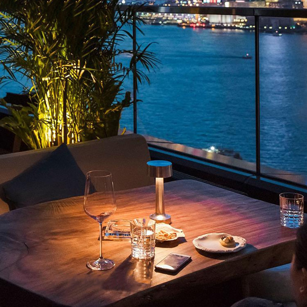 Dimbare LED Tafellamp Voor Restaurant, Bar & Thuisgebruik – Oplaadbaar & Stijlvol Design