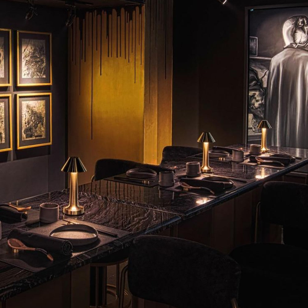Dimbare LED Tafellamp Voor Restaurant, Bar & Thuisgebruik – Oplaadbaar & Stijlvol Design
