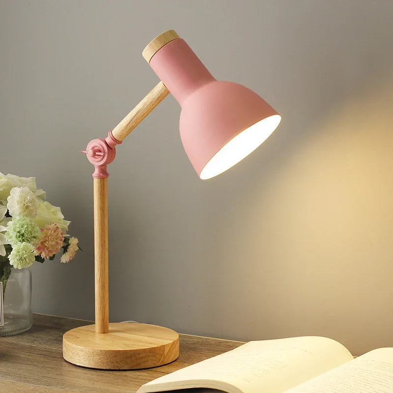 Verstelbare Scandinavische Tafellamp van Hout - Kleurrijk & Verstelbaar Design