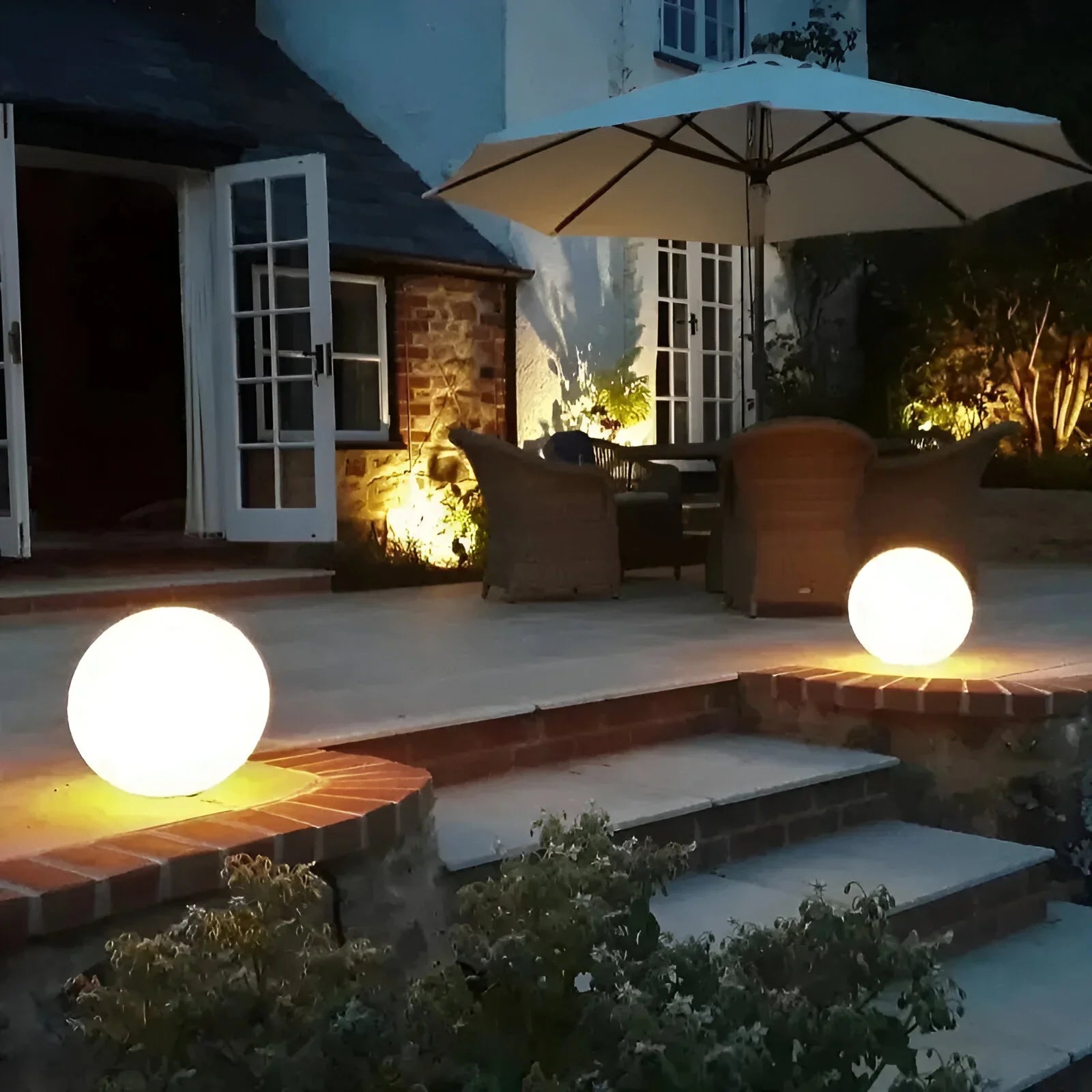 Moderne Buitenlamp | Weerbestendig Tuinlicht voor Sfeervolle Tuinen