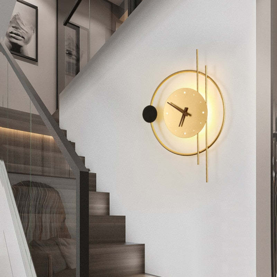 Moderne LED Wandklok met Warm Wit Licht in Zwart-Goud Design