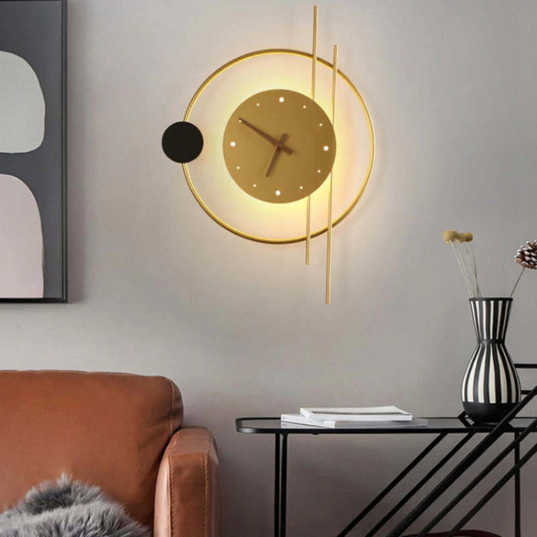 Moderne LED Wandklok met Warm Wit Licht in Zwart-Goud Design