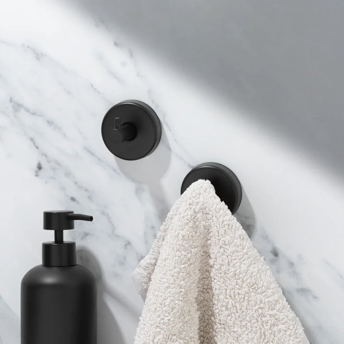 Nordic Grip – Zelfklevende Wandhaken Zonder Boren Voor Een Strakke & Opgeruimde Ruimte