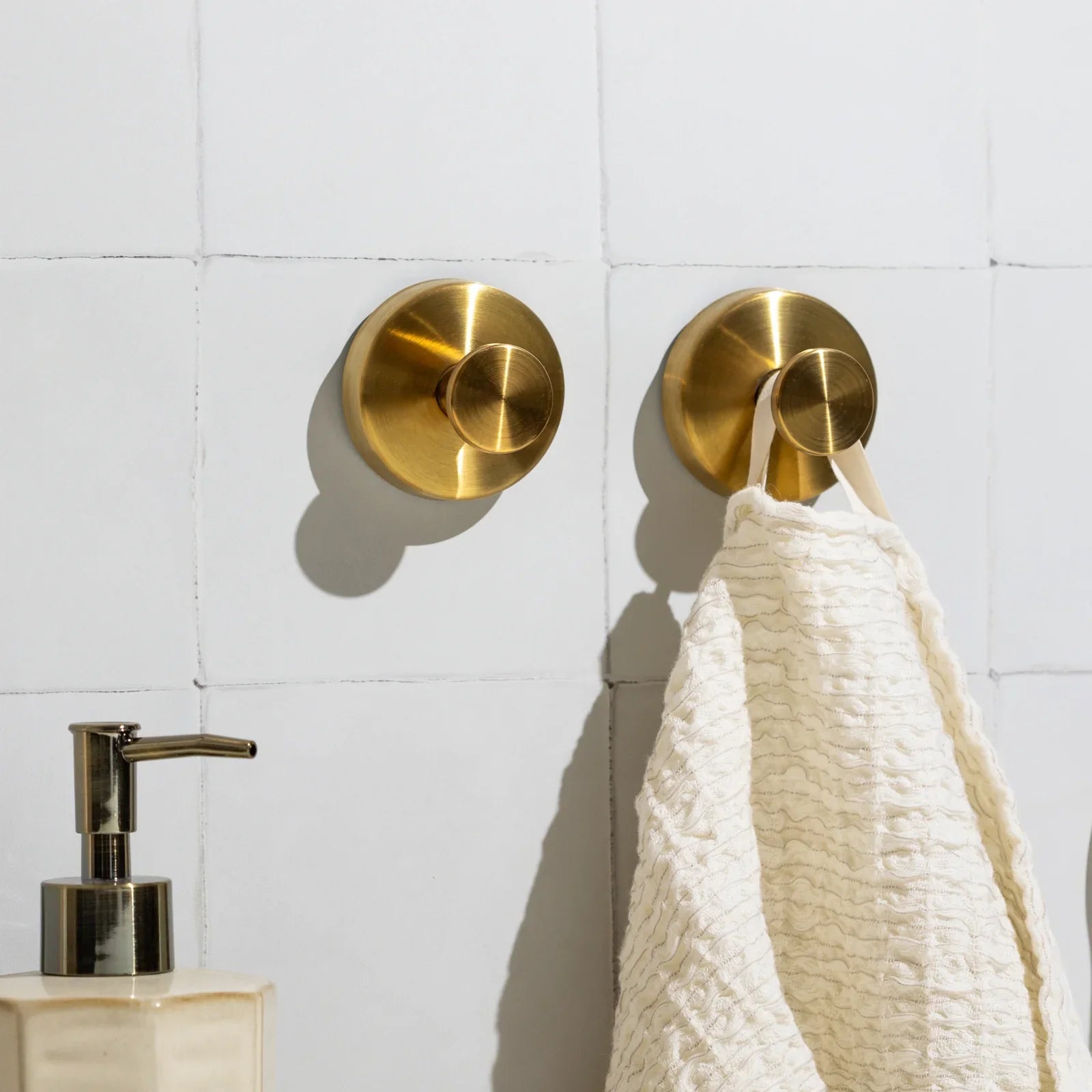 Mono Grip – Zelfklevende Wandhaken Zonder Boren Voor Een Minimalistisch En Opgeruimd Interieur
