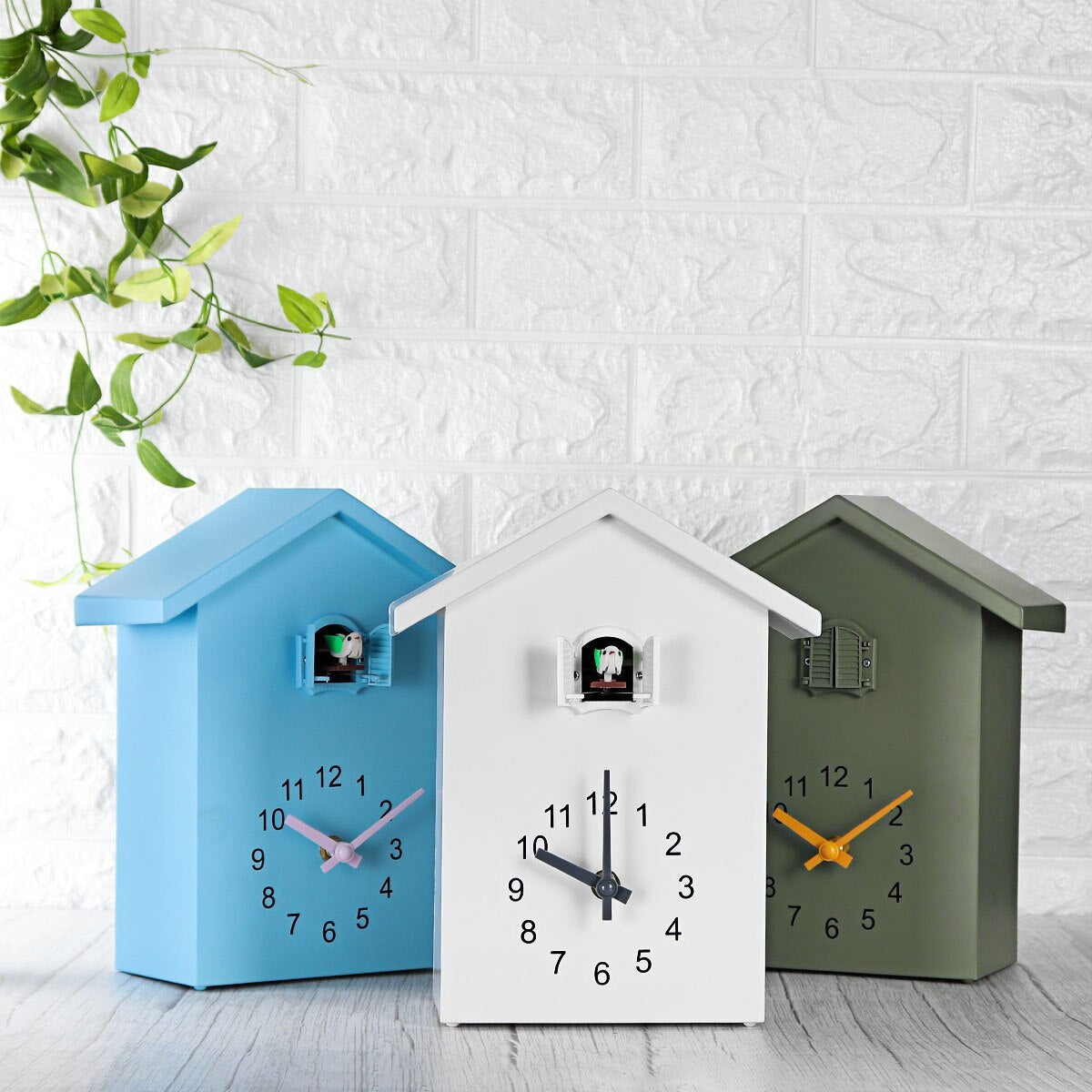 Klassieke Koekoeksklok in Moderne Kleuren voor Woonkamer, Keuken en Slaapkamer