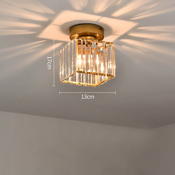 Kristallen Plafondlamp Met Messing Afwerking Voor Een Luxe & Warme Sfeer