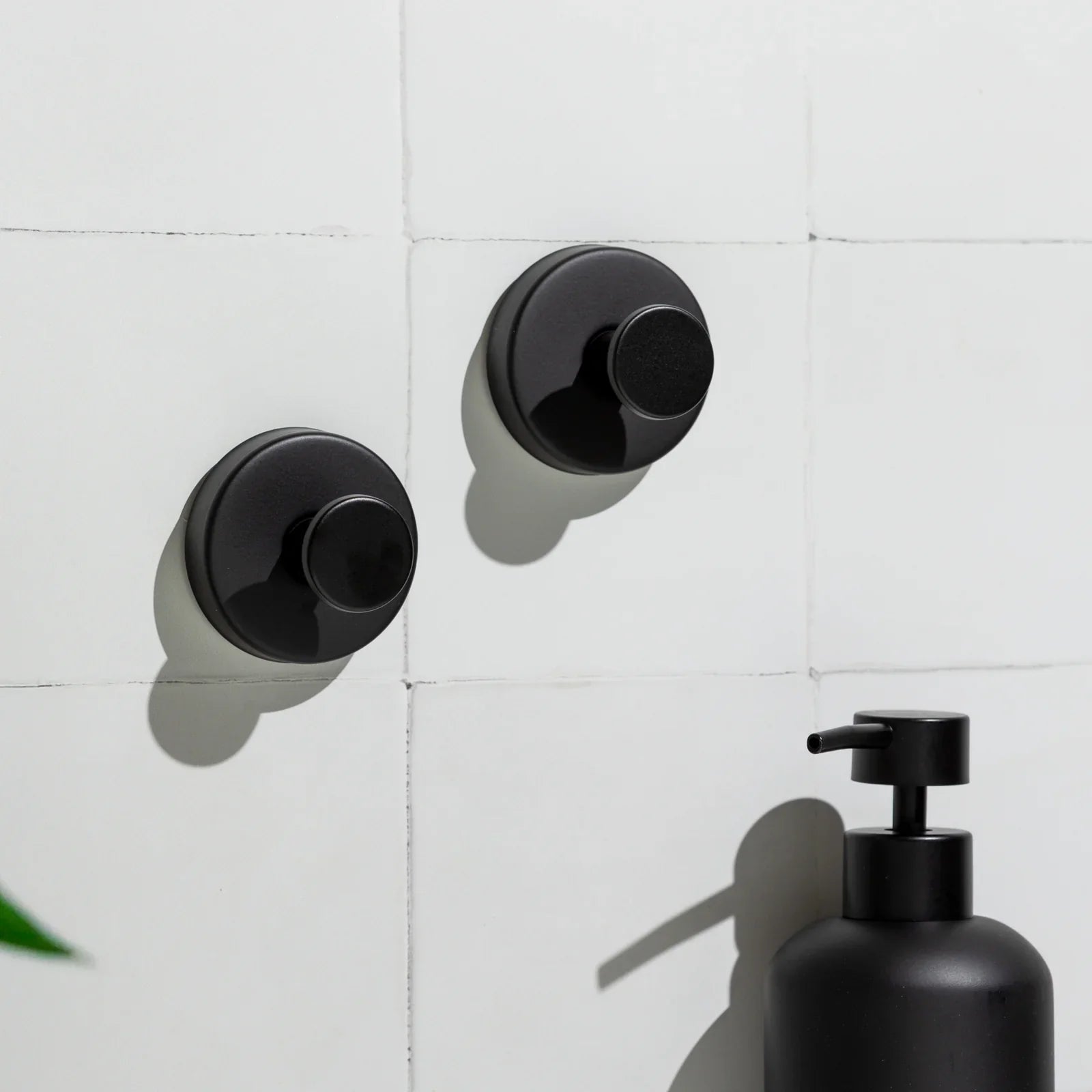 Mono Grip – Zelfklevende Wandhaken Zonder Boren Voor Een Minimalistisch En Opgeruimd Interieur