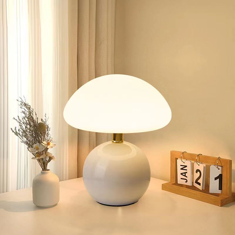 Decoratieve Paddenstoel Tafellamp in Bauhaus Stijl - Dimbare LED Verlichting